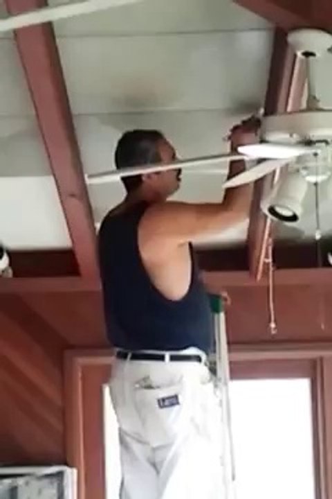 Interior wallpaper removal