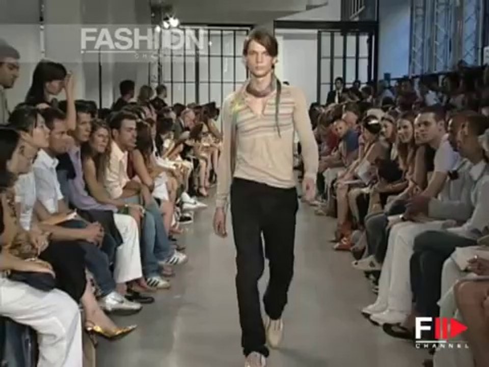 "Alessandro Dell'Acqua" Spring Summer 2005 1 of 2 Milan Menswear by Fashion Channel