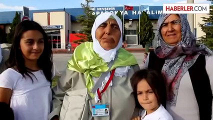 İlk hac kafilesi uğurlandı -