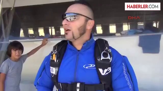 Paraşüt Şampiyonası'nda Atlayış Heyecanı Başladı