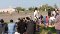 Manifestation pro-migrants à Calais 140907