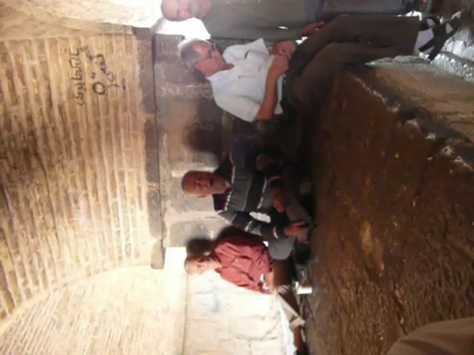 Ispahan, chanteur populaire sous les ponts