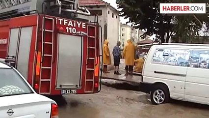 Gelin ve damat düğün salonunda mahsur kaldı