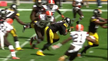 Blount runs for a 7-yard touchdown