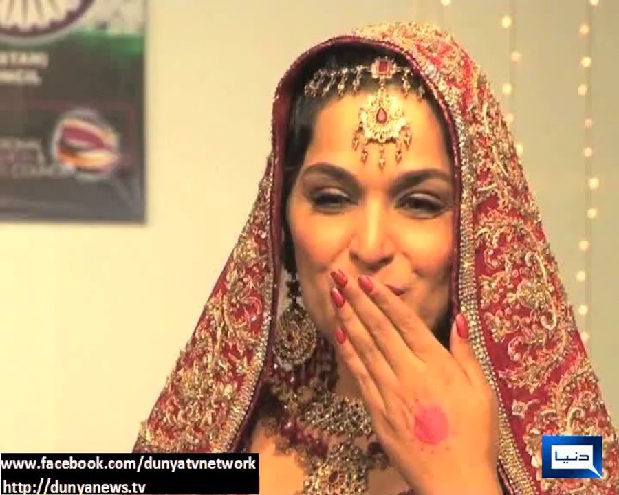Actress Meera Ready to Marry Imran Khan_Funvidclub