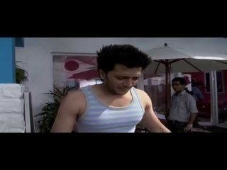 Behind the Scene Vignette 3 "Kyaa Super Kool Hain Hum"