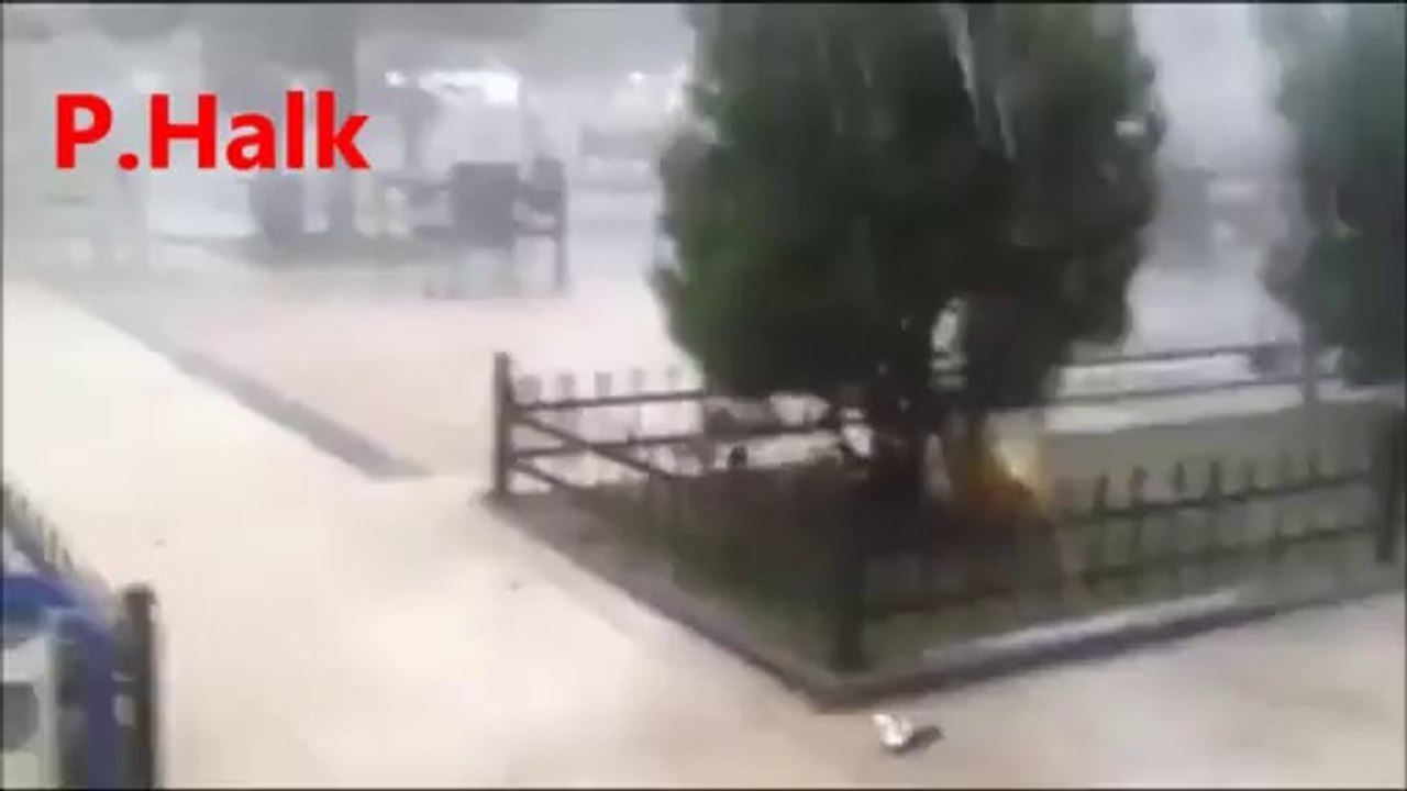 Pamukovada şiddetli yağmur