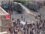 الشرطة اليمنية تستخدم الغاز المسيل للدموع لتفريق الحوثيين