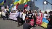 Deux manifestations à St-Nazaire pour et contre la livraison de navires de guerre Mistral à la Russie