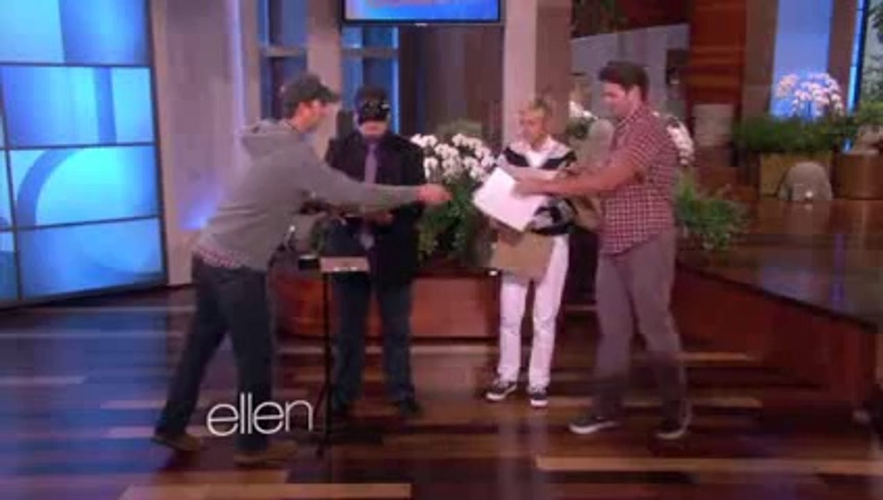 Mind Reader Stuns Ellen and Her Audience