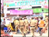 Tempo overloaded with Ganesh devotees overturns, Hyderabad - Tv9 Gujarati