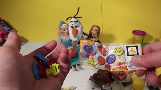 Surprise Eggs Unboxing with Disney Frozen Queen Elsa, Olaf, and Princess Anna in Kinder Egg Surpris