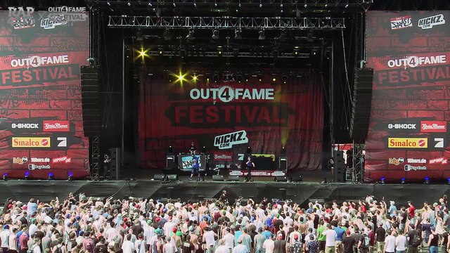 Laas Unltd. - Gladiator - LIVE at the Out4Fame Festival 2014 - RAP4AID