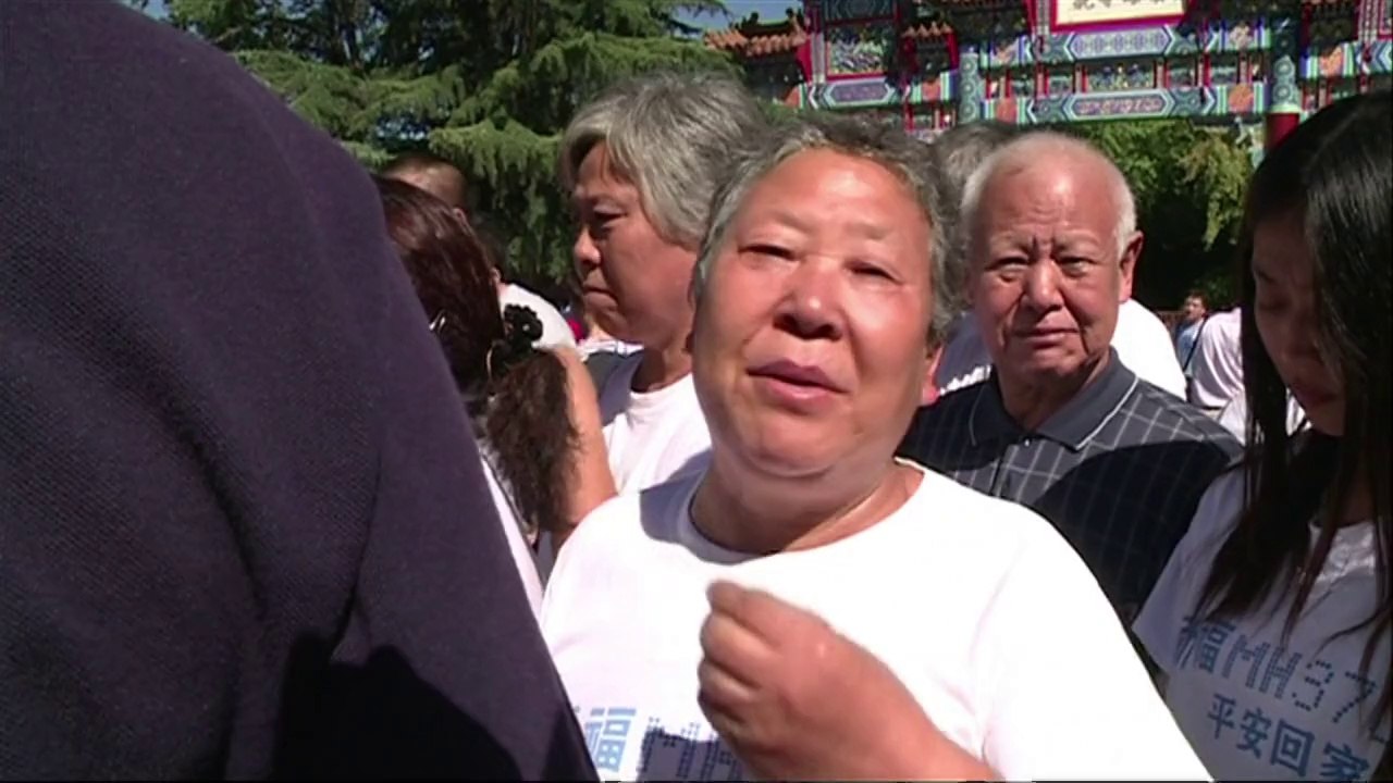 MH370: familiares buscam resposta 6 meses depois