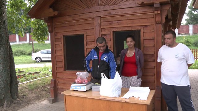 Street-fighting Roma mayor combats Hungarian prejudices