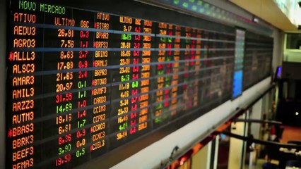 Escândalo na Petrobras agita a segunda-feira na Bovespa