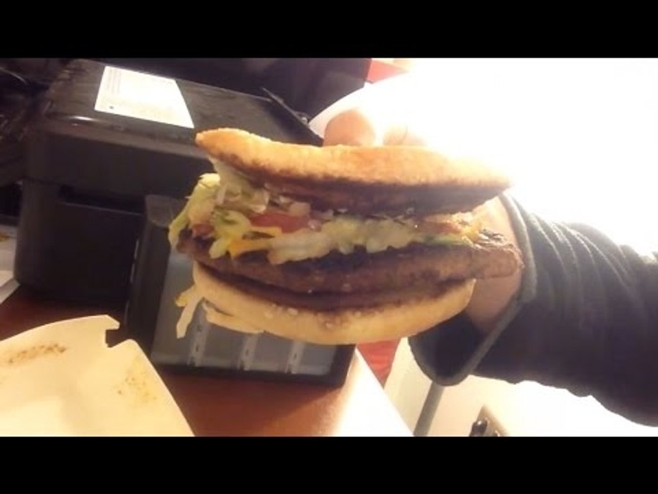 Vardoc Random Life ( Parte 502 ) #Vardoc1 #Vlog : @McDonalds_Cl Y Los Regalitos de Ayer! 31/08/2014