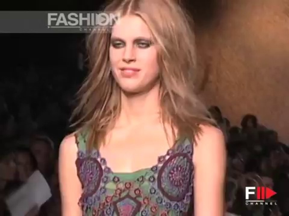 "Philosophy by Alberta Ferretti" Spring Summer 2005 1 of 3 Milan Pret a Porter by Fashion Channel
