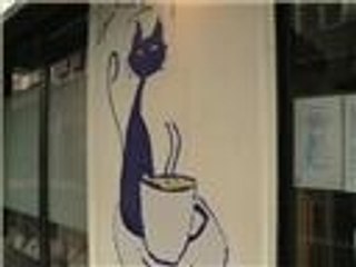 أول مقهى للقطط في باريس بعد طوكيو ولندن