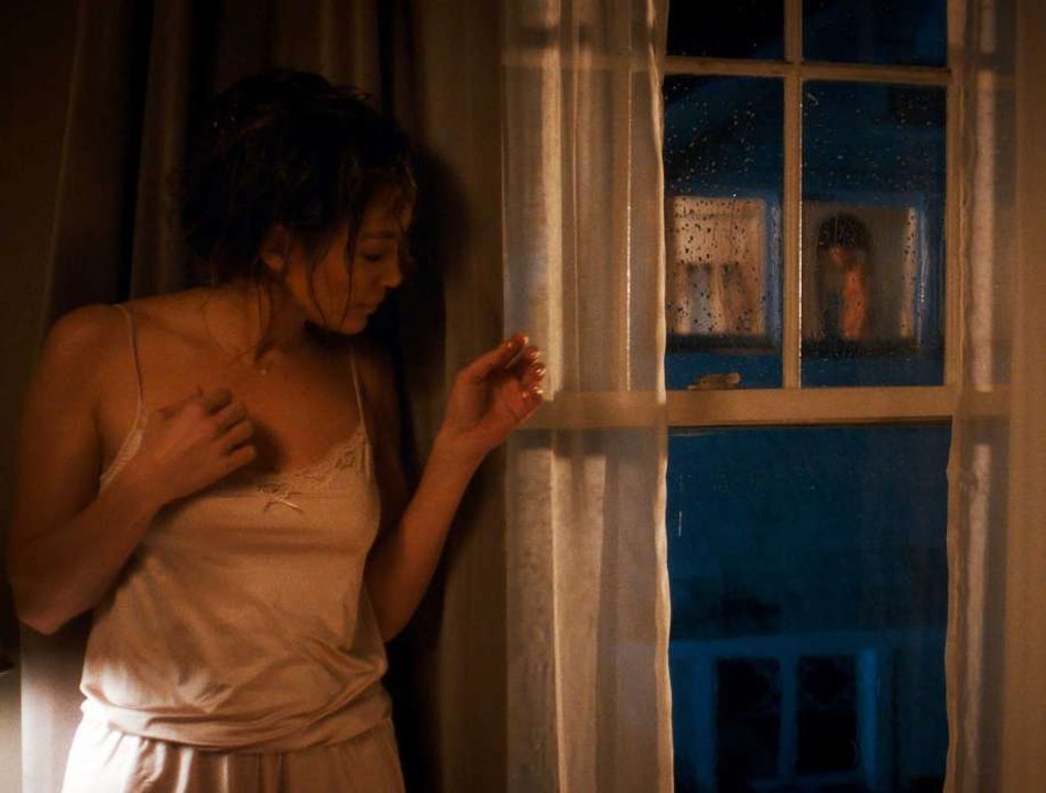 The Boy Next Door Movie - Jennifer Lopez, Ryan Guzman