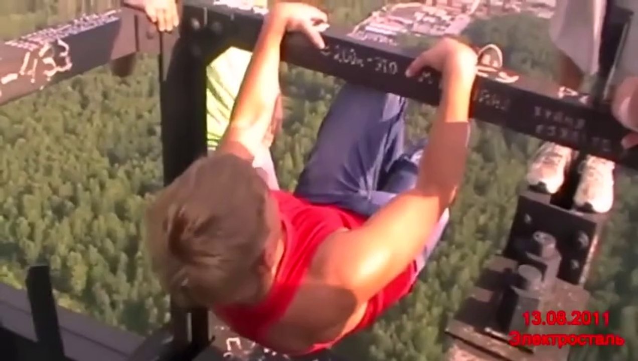Russian acrobatics up radio tower (full version)