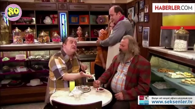 Vural Çelik 'Seksenler' Dizisinden Ayrıldı