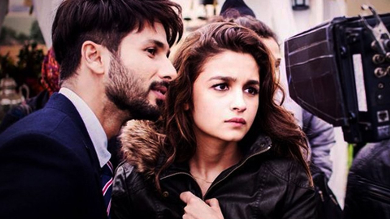 FIRST LOOK – Shahid Kapoor Alia Bhatt Romance In Shandaar