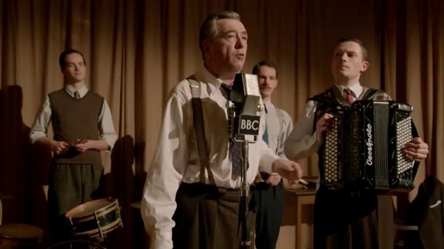 Jean-Yves Lafesse dans La guerre des ondes (Radio Londres 1943-1944)