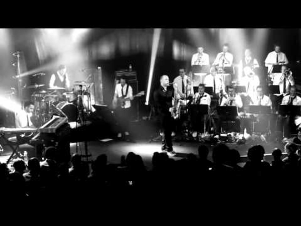 Electro Deluxe Big Band "Point G" Live In Paris