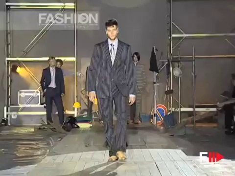 Vivienne Westwood Spring Summer 2005 1 of 4 Paris Menswear by Fashion Channel