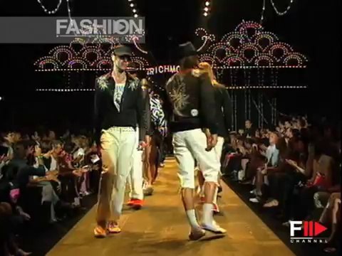 John Richmond Spring Summer 2005 3 of 3 Milan Menswear by Fashion Channel