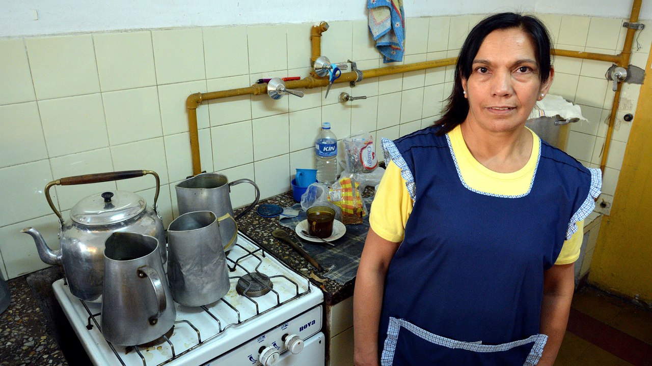 (Salta a la Vista) 2800 empleados de maestranza ingresan a planta del Estado