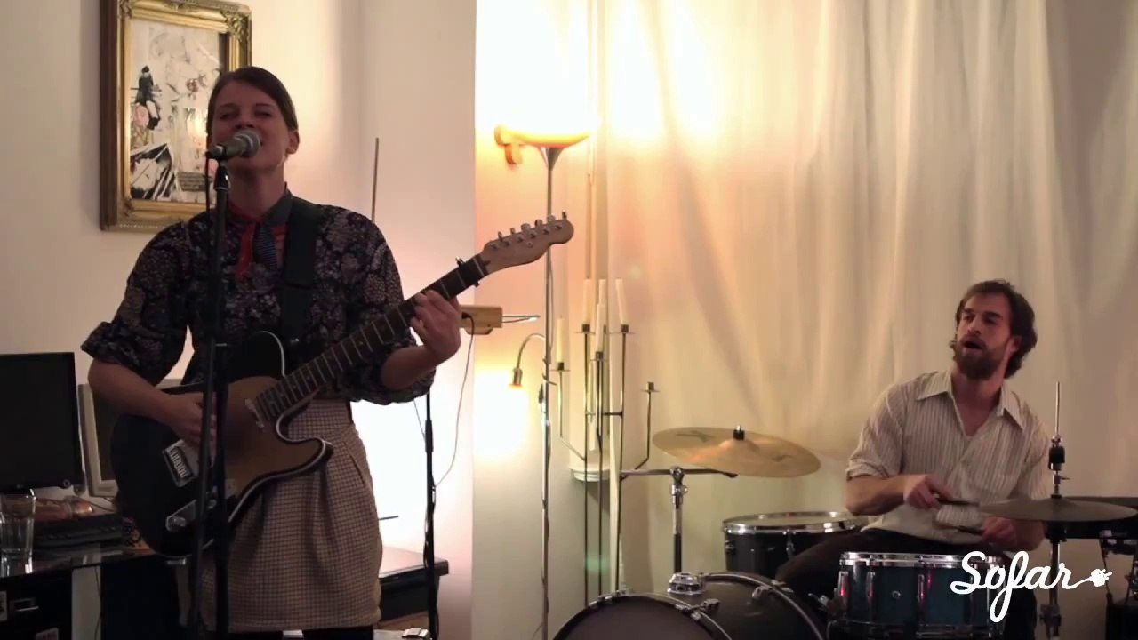 A Seated Craft - Shell - Sofar Berlin (#100)