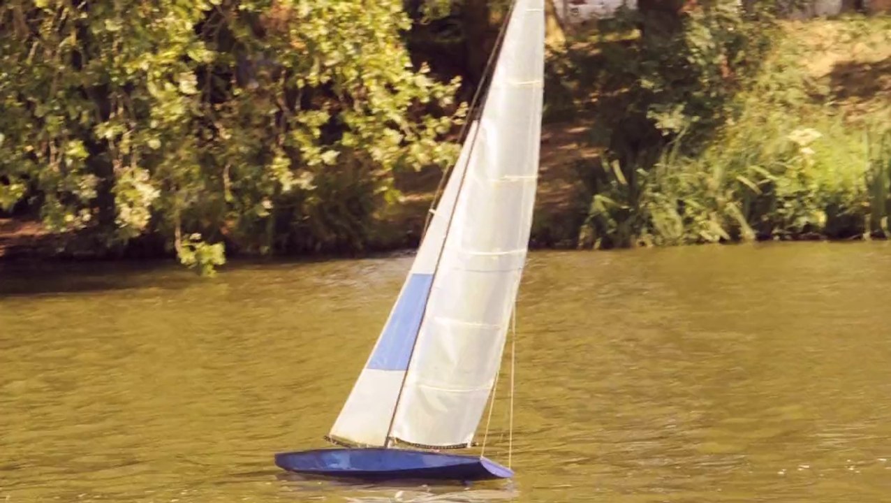 Et puis est retourné