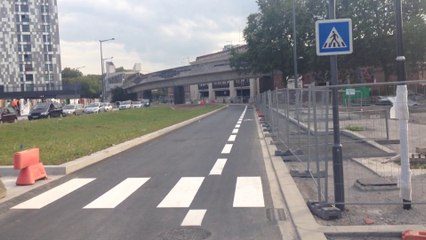 IMG_0988Le nouveau boulevard de Belfort à vélo, depuis le Grand-Palais vers la porte de Valenciennes à Lille
