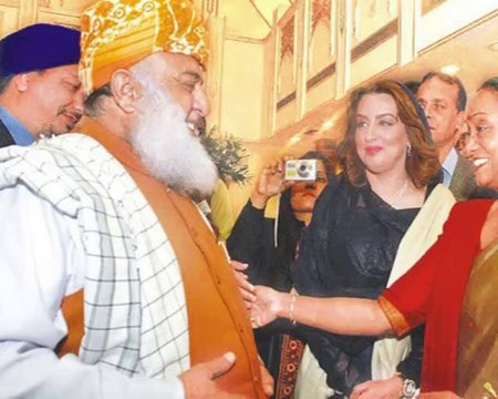 An Excellent Story On Maulana Fazal Ur Rehman, Talat Hussain & Javed Hashmi