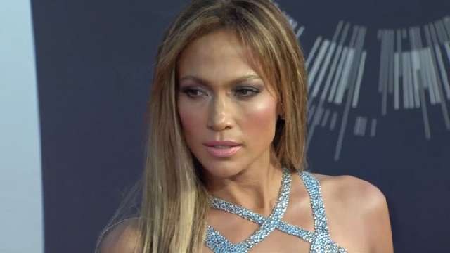 Jennifer Lopez Loves the Single Life