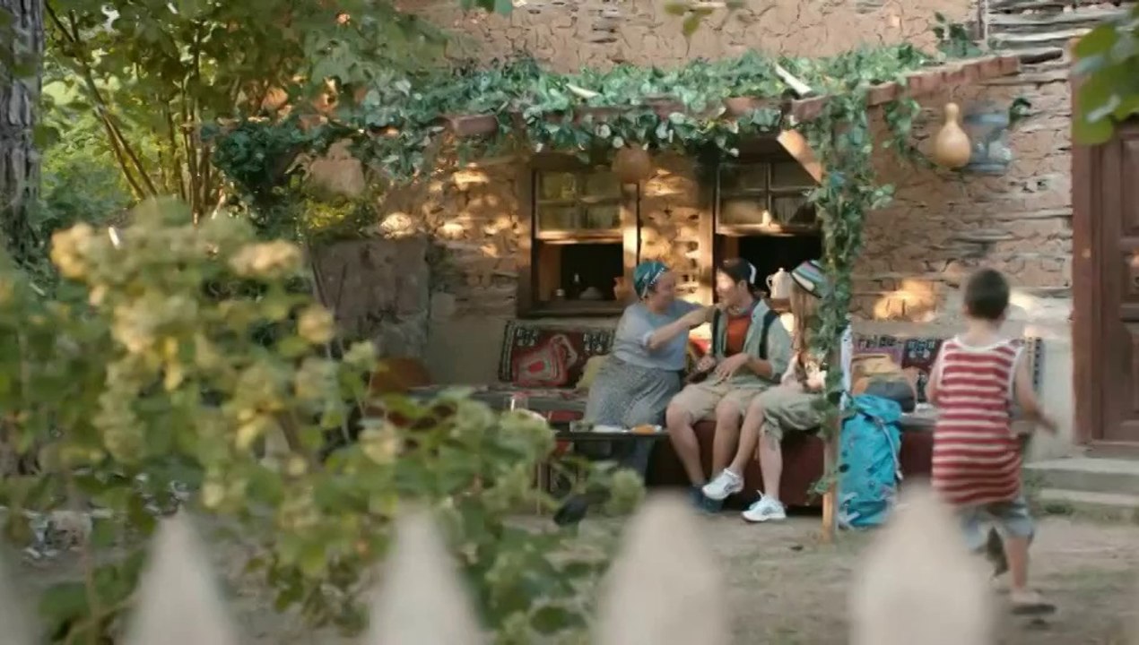 Sınırsız Ülke \ Yapı Kredi 70.Yıl İmaj Reklamı