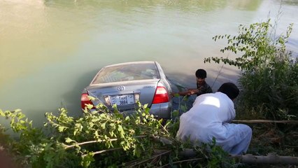 Drive Slow while taking turn - Car Sink in River