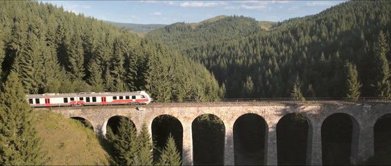 COOP Jednota: Mamičkine dobroty (vlak, Bačovská Horná Ves)