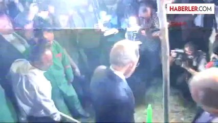 9 Eylül Kuruluş Parkı'nın Açılışına Katılan Kılıçdaroğlu, Çınar Ağacı Dikti