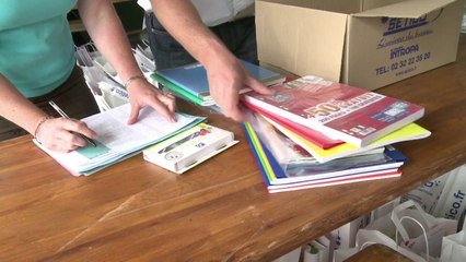 أسر فرنسية تفضل شراء اللوازم المدرسية عبر الانترنت