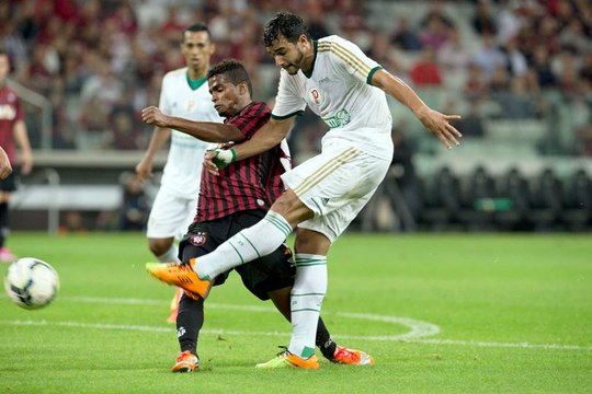 Na estreia de Dorival, Palmeiras arranca empate fora de casa