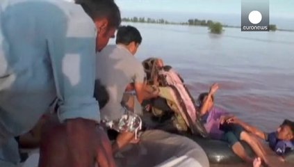 Число жертв наводнения в Индии и Пакистане превысило 440 человек