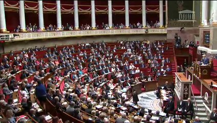 Luc Chatel - Politique économique