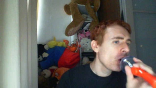 Wiwi égratigne Mustapha Dupont de Gilbert Bécaud