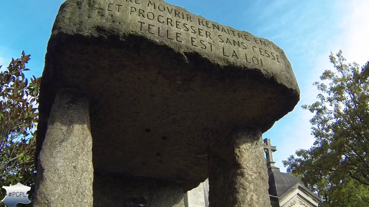 Le Pouvoir Magique de la Tombe d'Allan Kardec (Père Lachaise - Paris)