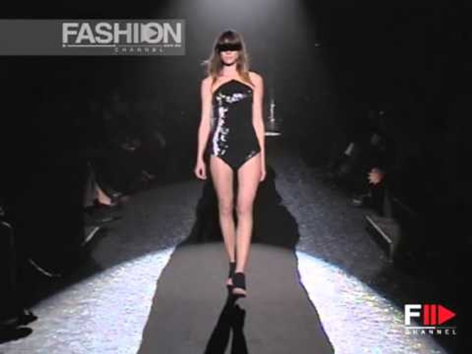 Fashion Show "Martin Margiela" Spring Summer 2008 Pret a Porter Paris 3 of 3 by Fashion Channel
