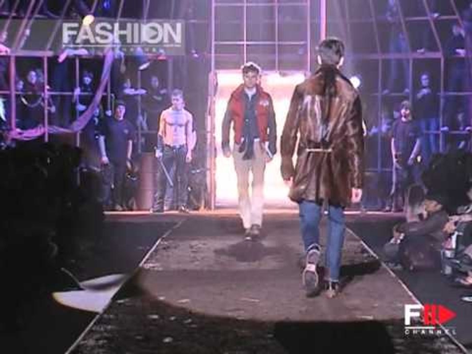 Fashion Show "Dsquared" Autumn Winter 2007 2008 Pret a Porter Men Milan 2 of 3 by Fashion Channel