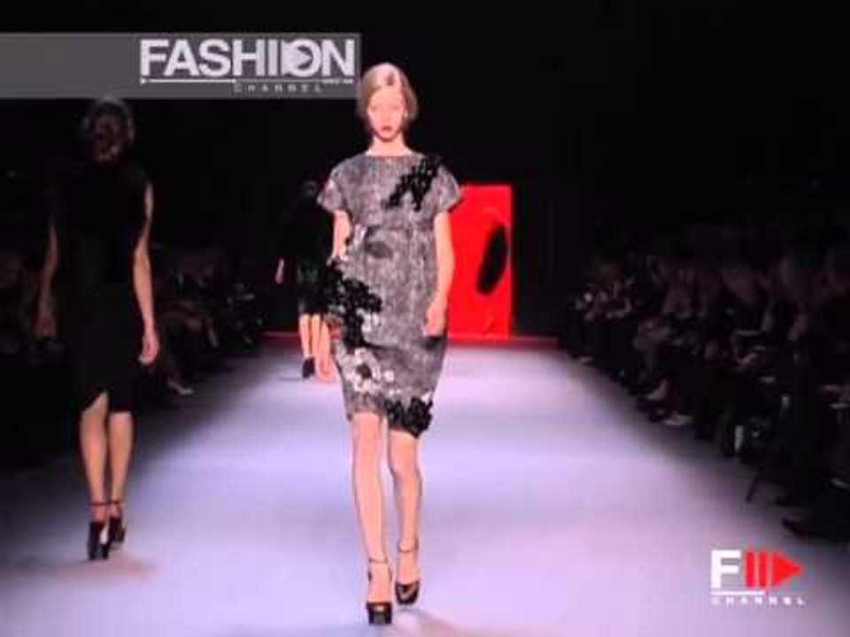 Fashion Show "Giambattista Valli" Autumn Winter 2008 2009 Paris 2 of 3 by Fashion Channel